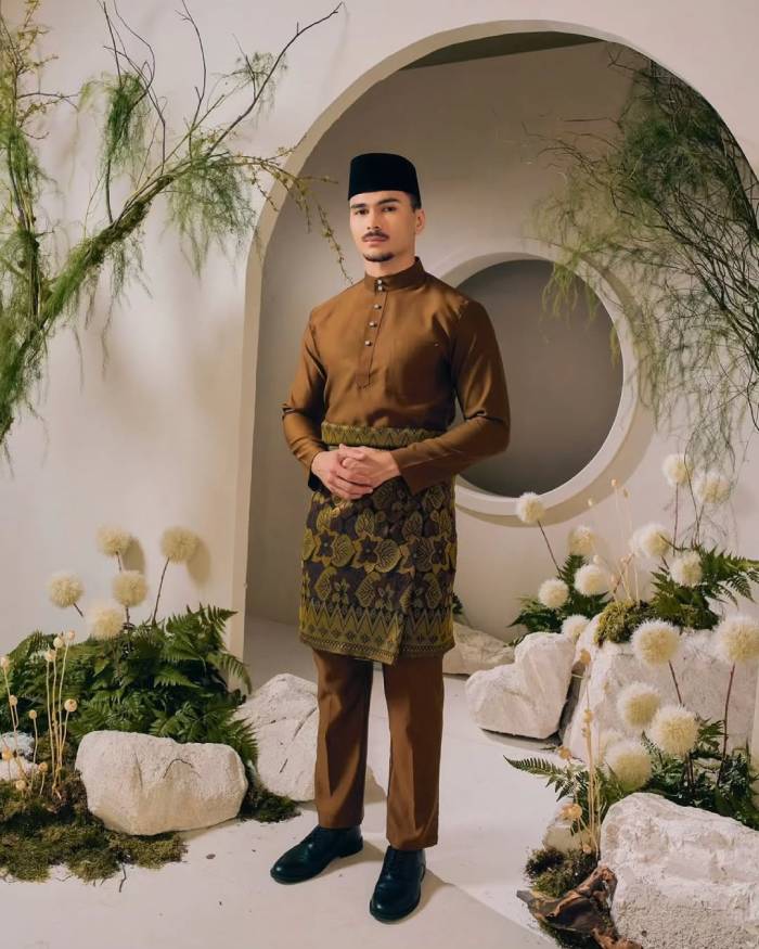 Baju Melayu- trang phục truyền thống Malaysia dành cho nam giới