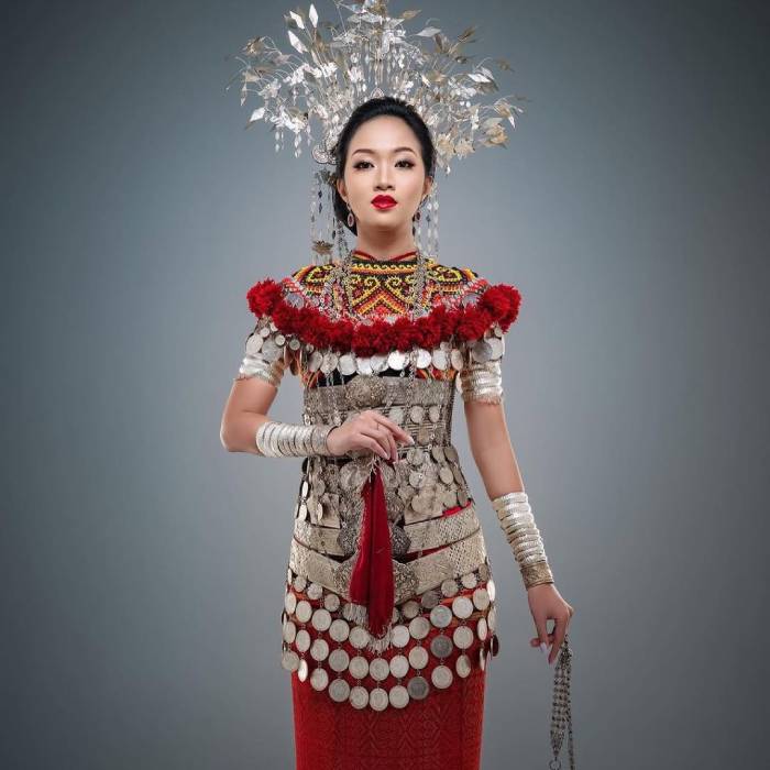 Trang phục truyền thống của Malaysia trong quá khứ