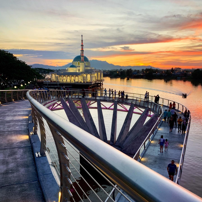 Thành phố mèo Kuching